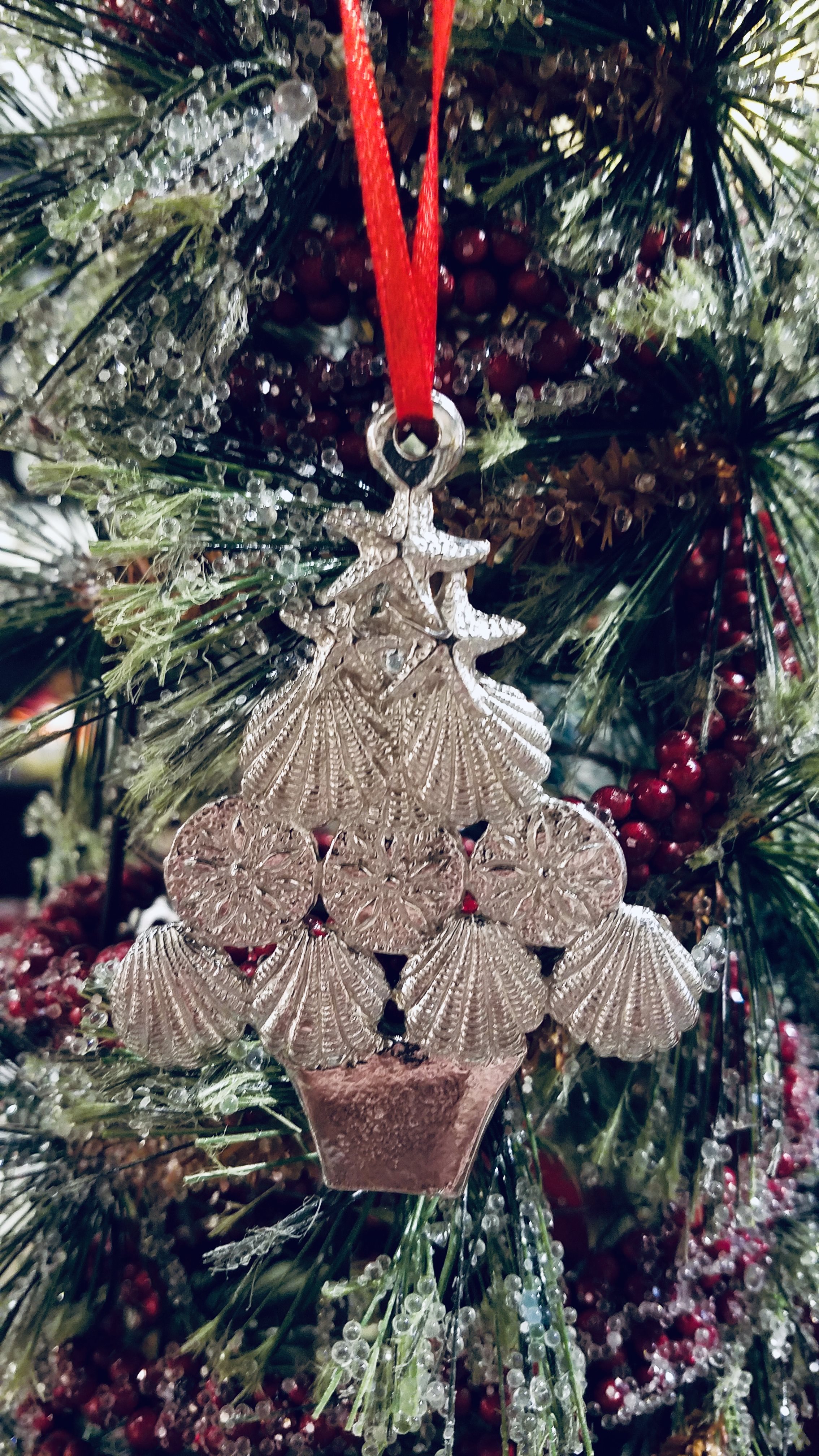 Pewter Seashell Tree