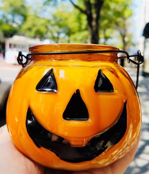 Jack-o-lantern candle