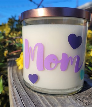 Mom with hearts candle