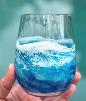 Blue Waves Resin Wine glass